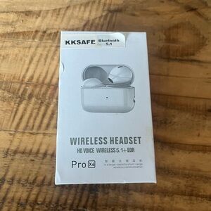 Wireless Headset - White